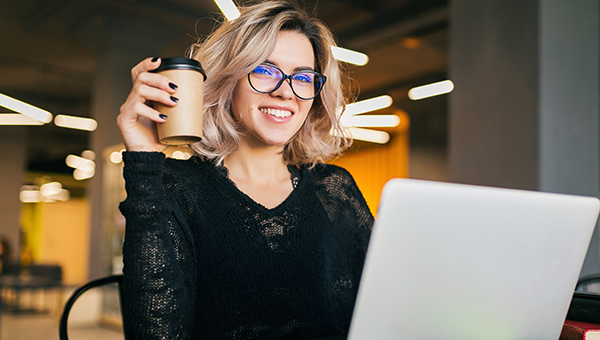 Óculos para uso no computador: o que realmente faz diferença?